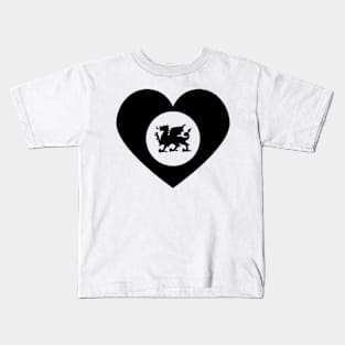 Love Wales - Heart Kids T-Shirt